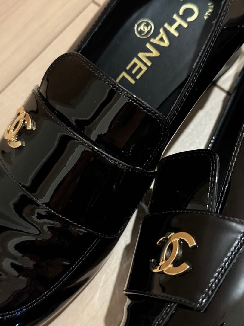 CHANEL シャネル パテントレザー ブラック ローファー サイズ36C 革靴