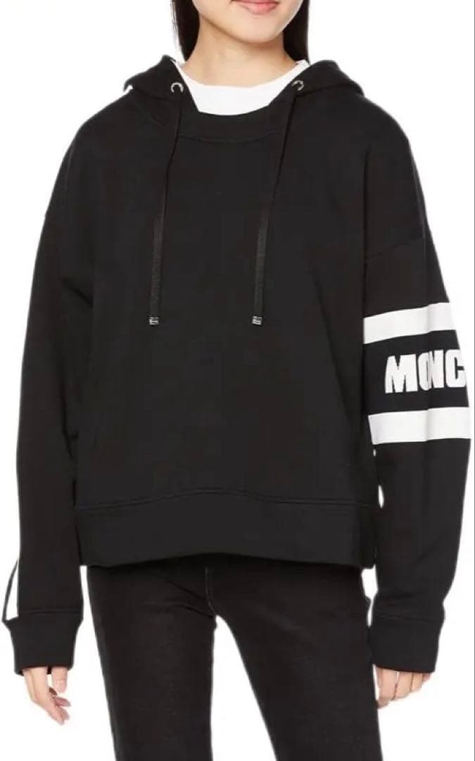 モンクレール　フード付きトレーナー パーカー フーディ レディース