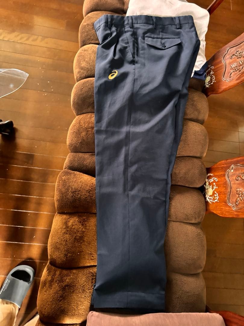 日本バレーボール協会　審判服　半袖　ズボンセット バレーボール