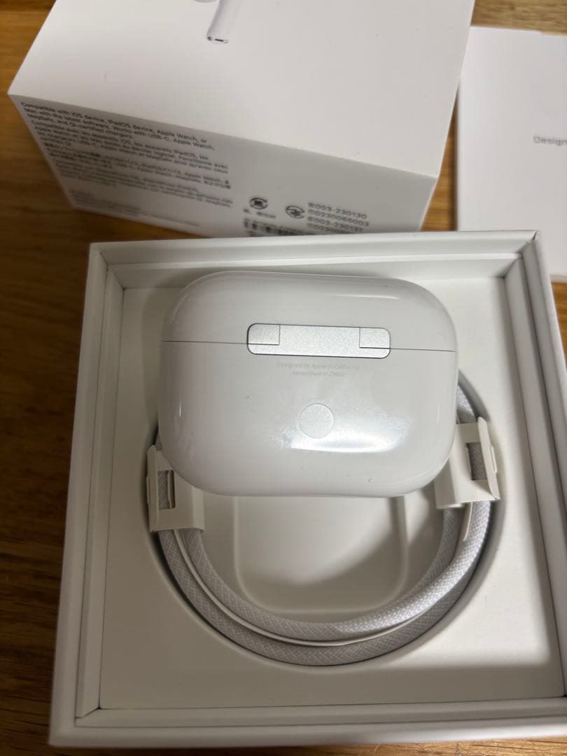 保証あり　国内正規品 AirPods Pro 2 第二世代　USB Cタイプ