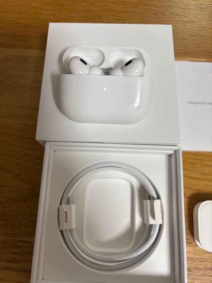 保証あり　国内正規品 AirPods Pro 2 第二世代　USB Cタイプ