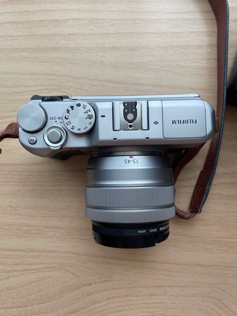 Fujifilm X-A5 ミラーレス一眼 15-45mm