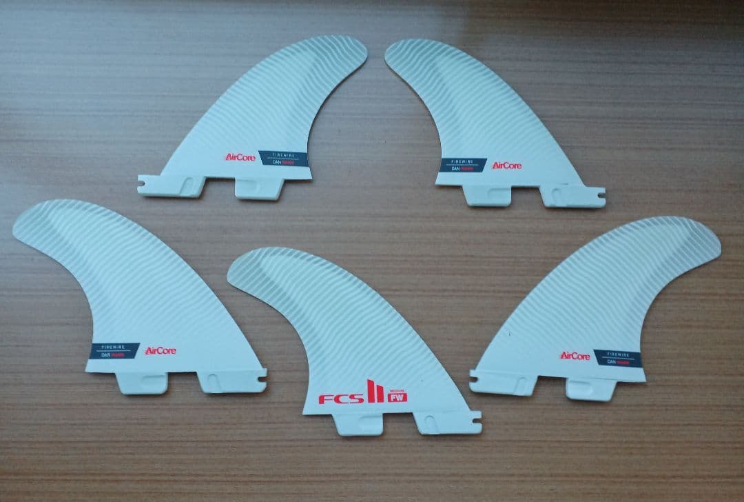 FCS II　FW　ファイヤーワイヤー　5枚セット　トライ+クアッドフィン　M