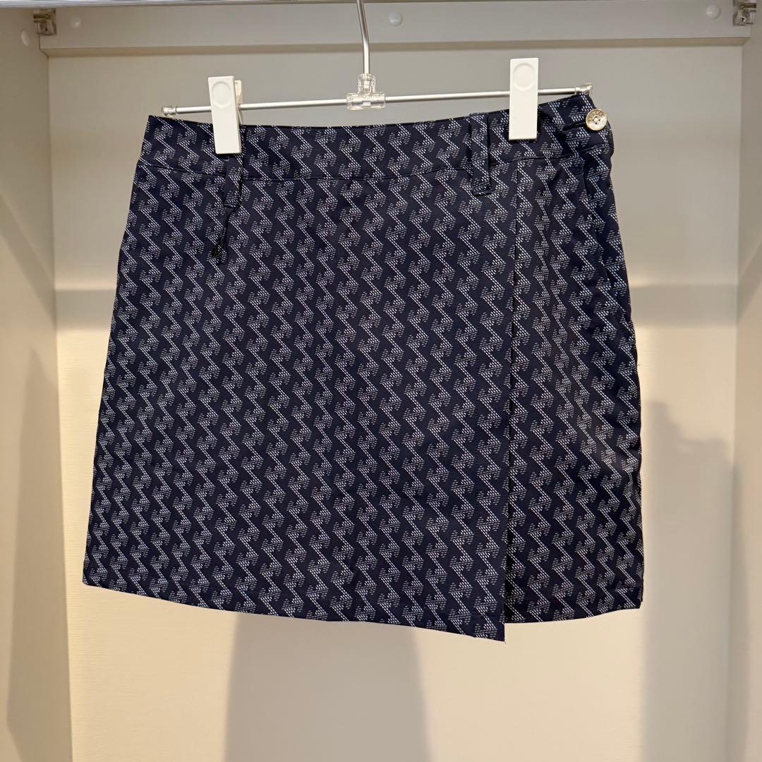 ４点セットレザレクション ゴルフウェア上下＆バイザー Sサイズ