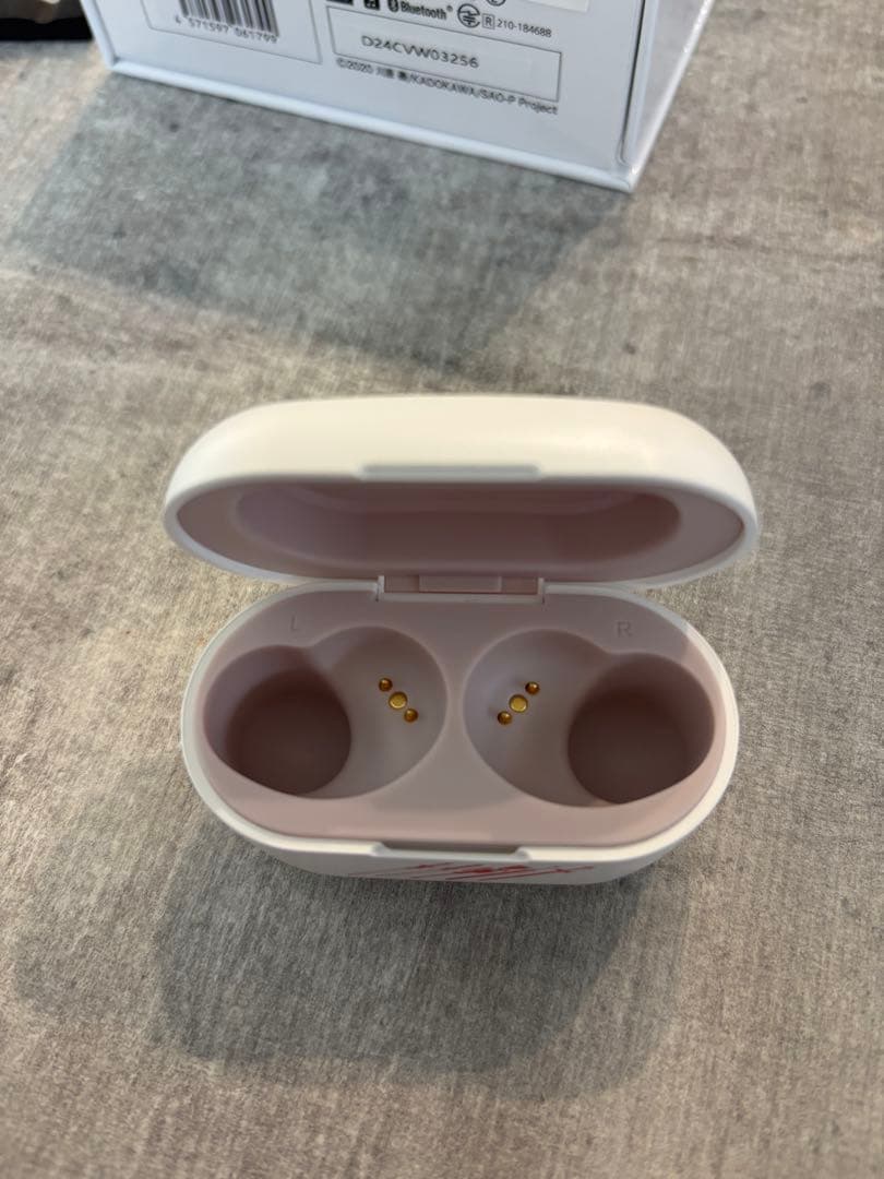 AVIOT ワイヤレスイヤフォン　ソードアート・オンラインコラボ ヒロインモデル