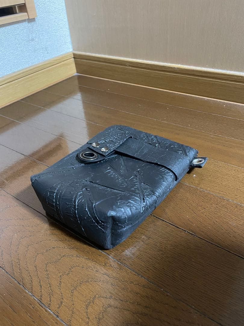 KAGARI YUSUKE 黒壁 ミニコシブクロ