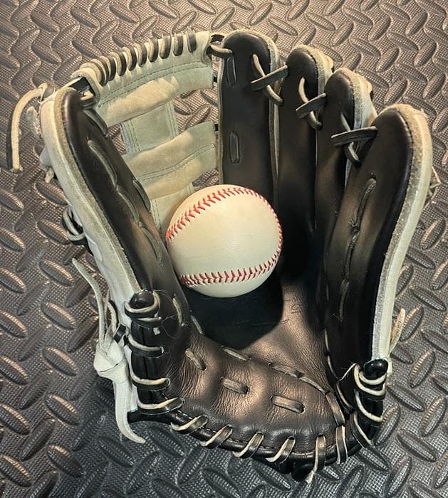 ま*す様 ミズノ　グローバルエリート　軟式　内野手　オーダー　グローブ　グラブ