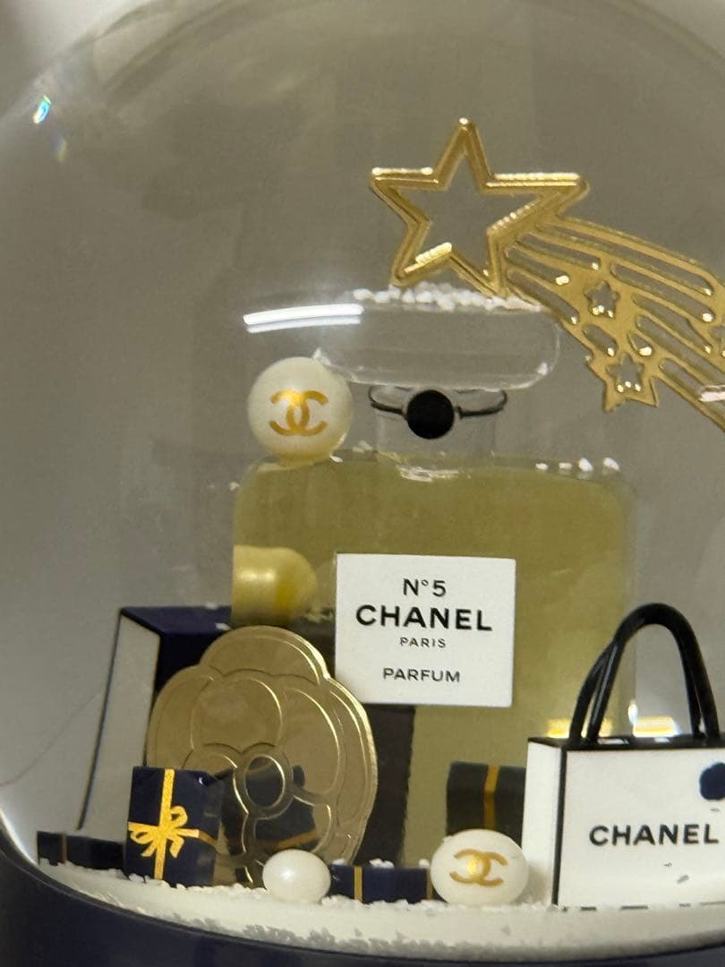 い*ち様 CHANEL スノードーム　2025年 ホリデー限定 ビューティー