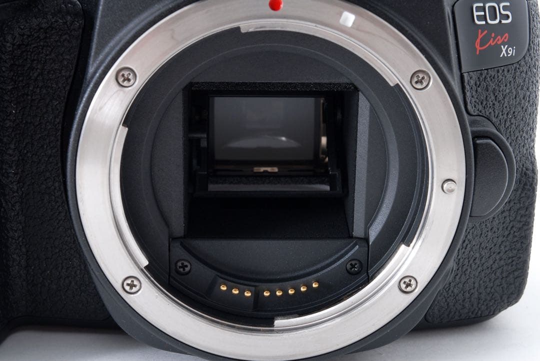 デジタル一眼レフカメラ　Canon EOS Kiss X9i ボディー