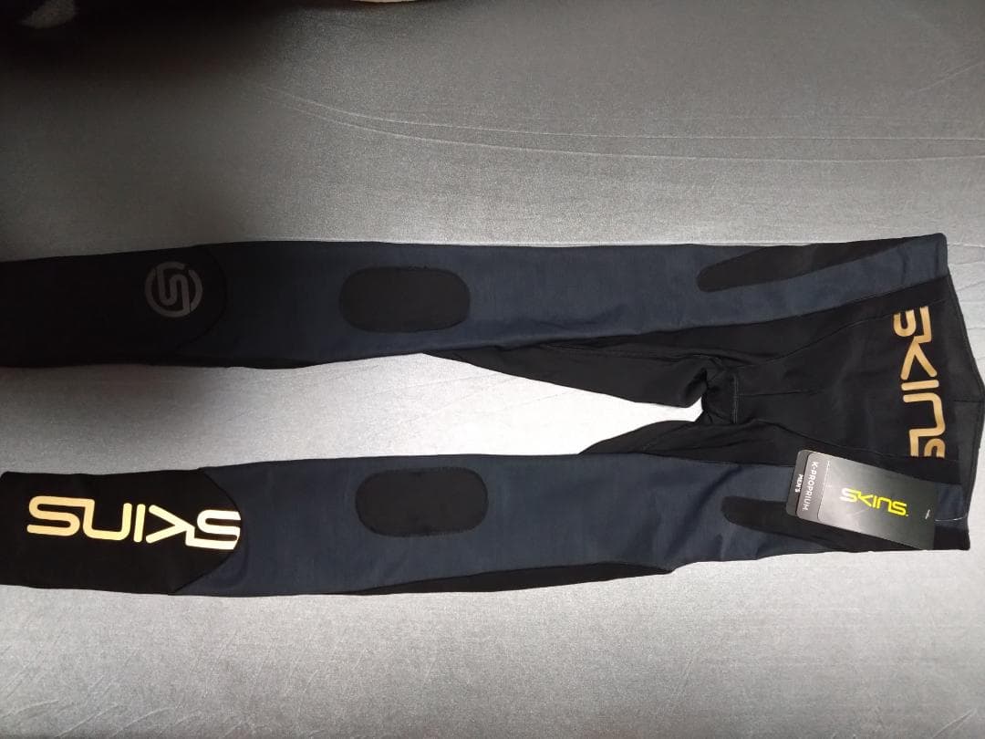 G2021　skins メンズコンプレッションタイツ　サイズS