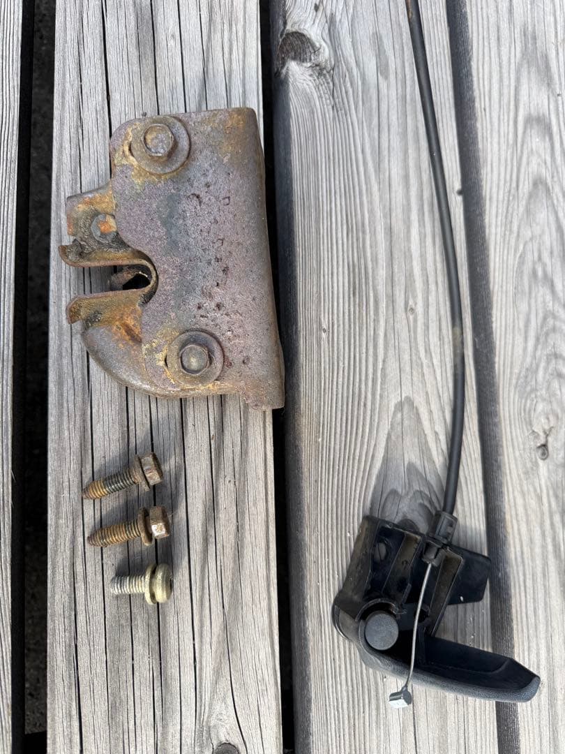 サバーバンボンネットラッチ、ワイヤー、ハンドルセット