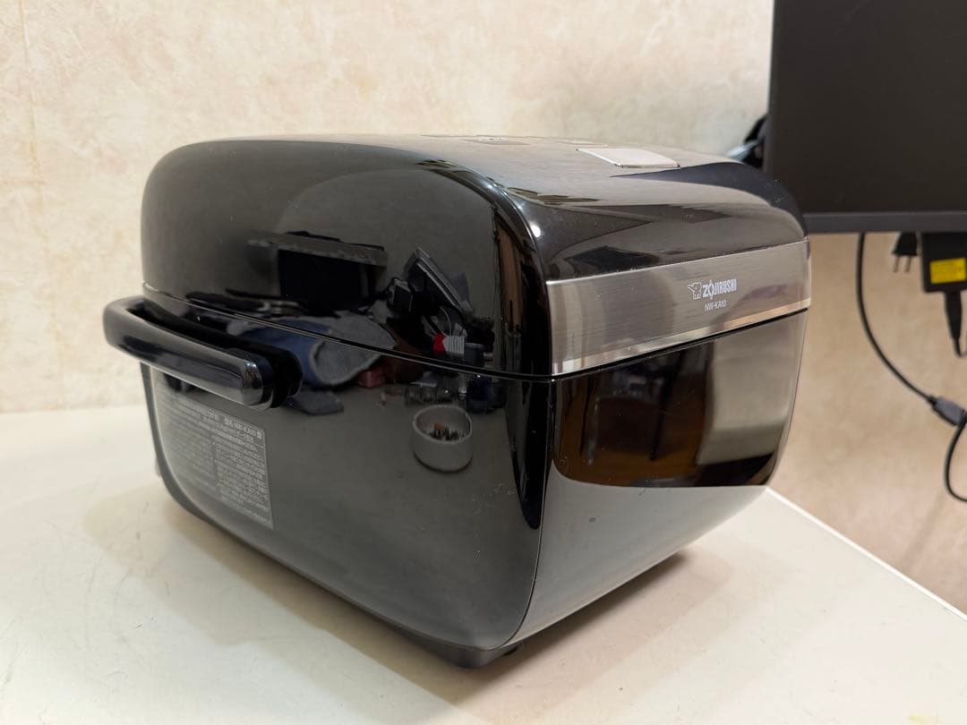 ZOJIRUSHI NW-KA10 2018年製 圧力IH炊飯ジャー 炊飯器