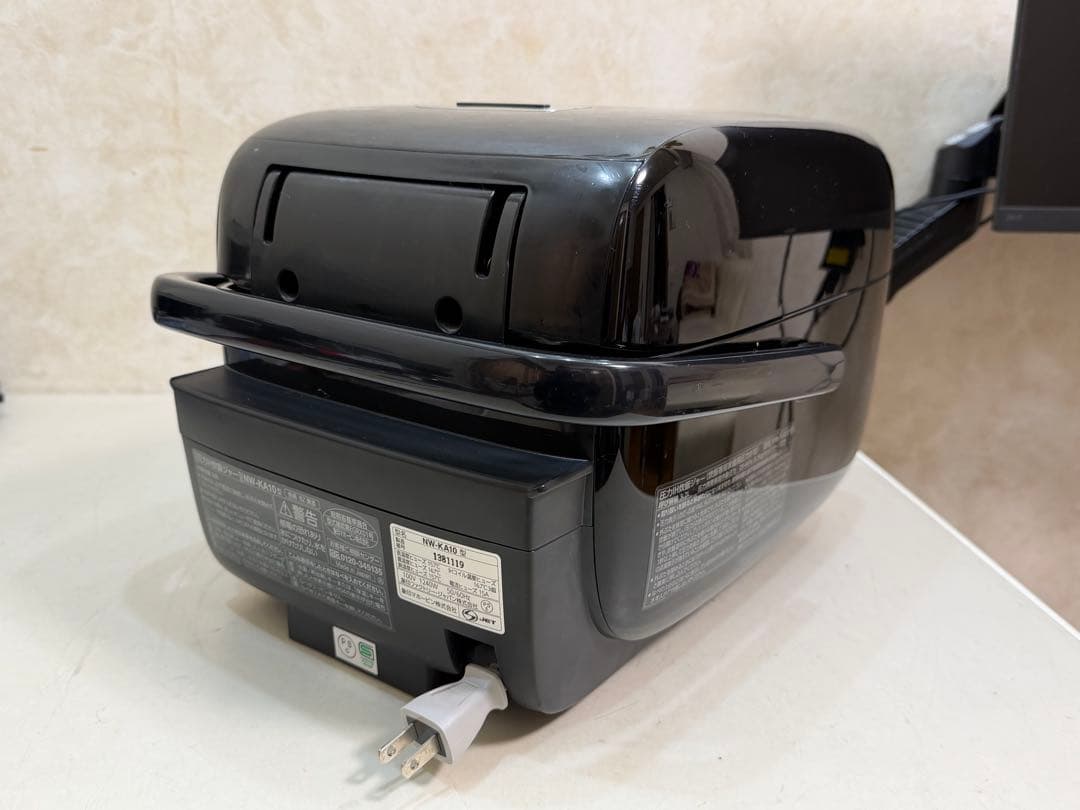 ZOJIRUSHI NW-KA10 2018年製 圧力IH炊飯ジャー 炊飯器