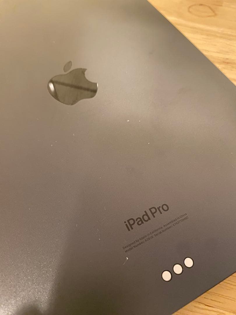【中古・極美品】iPad Pro M4 11インチ 256GBスペースグレー