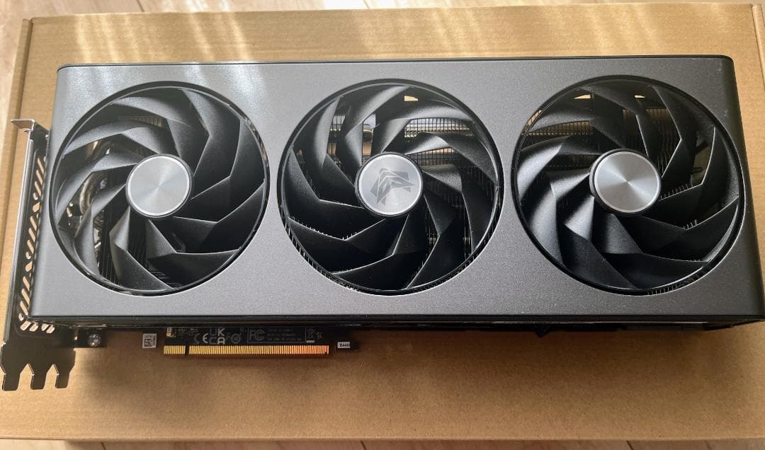 グラフィックボード・グラボ・ビデオカード Sapphire Nitro+ Radeon RX 7800 XT 16GB