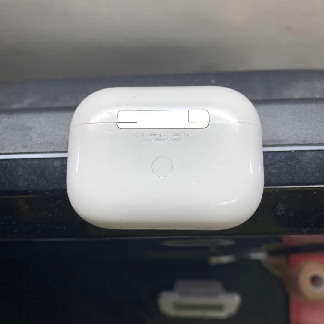 AirPods pro ケースのみ
