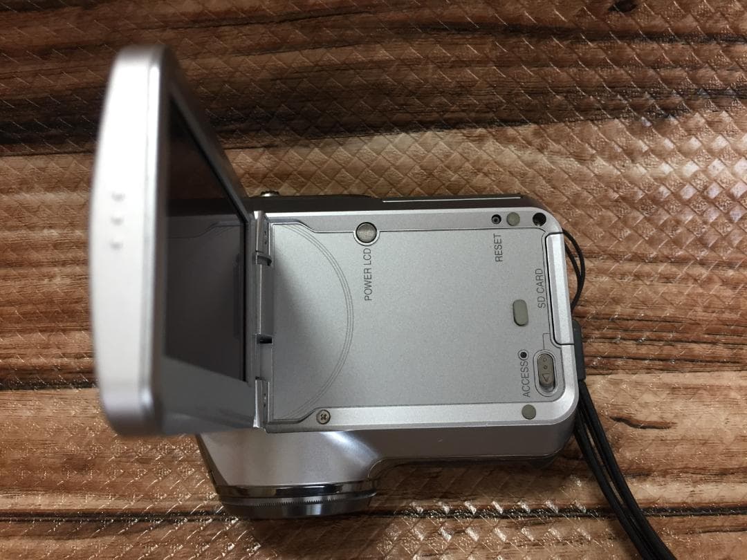 撮影画像あり　良品　Panasonic　SDR-S100　付属品有　動作良好