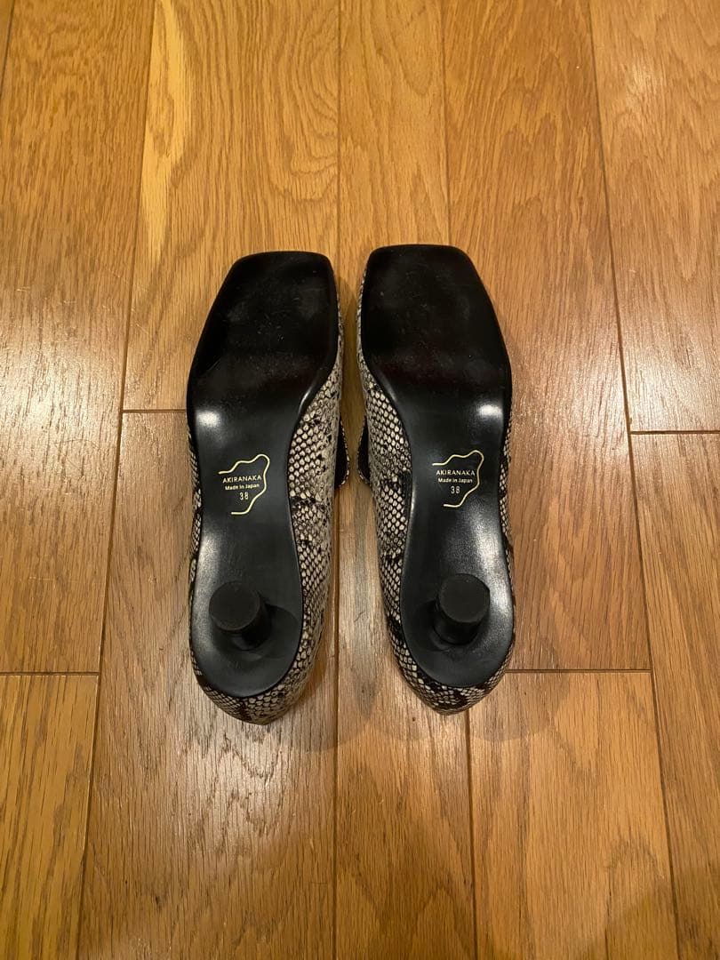 【AKIRANAKA】美品 Azalea ローファーパンプス グレー 38サイズ