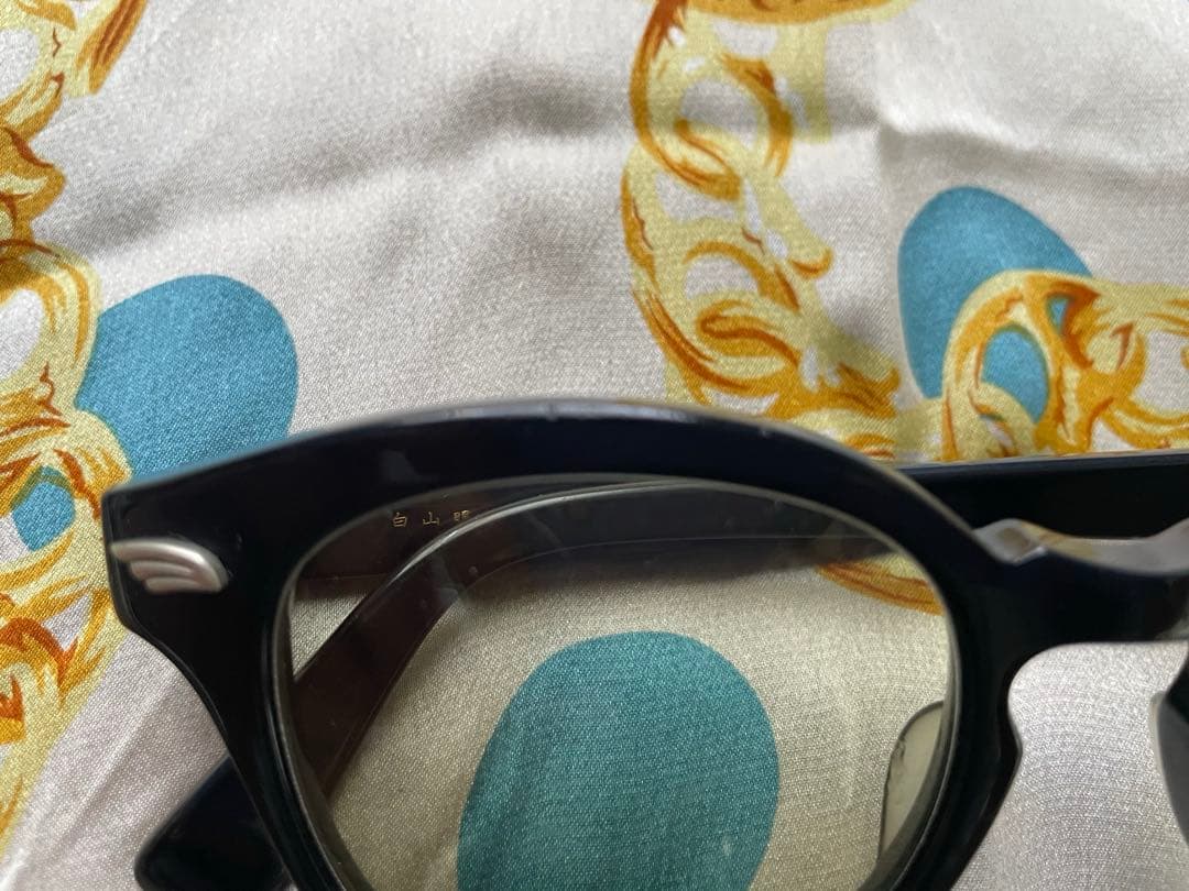 白山眼鏡店　WEEPS