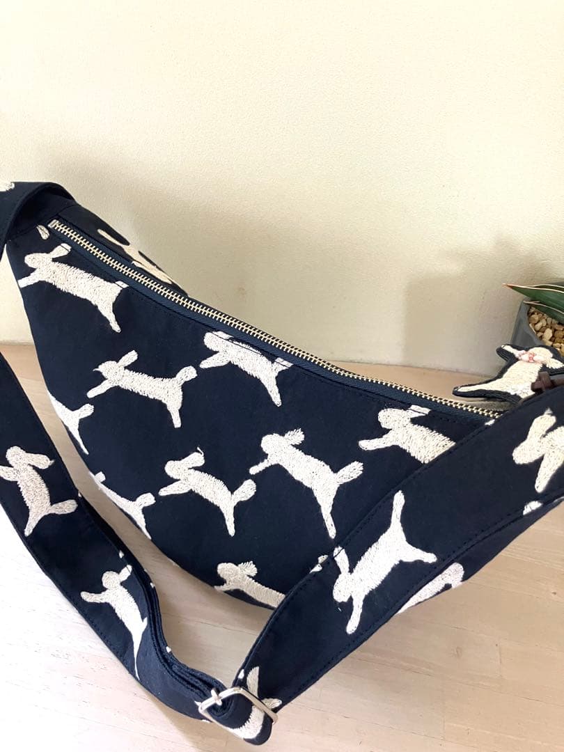 専用になりましたm(_ _)m run run run navyボディバッグ