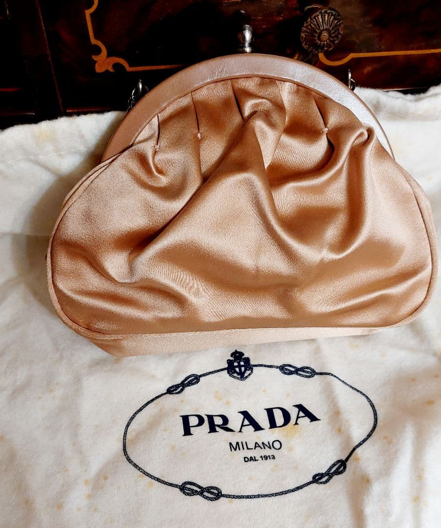 PRADAハンドバッグ.ポーチ