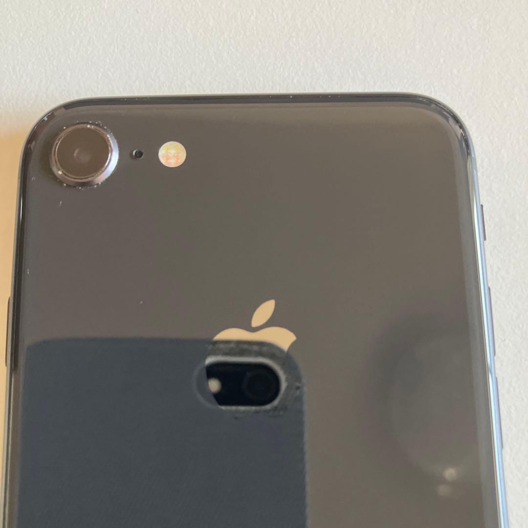 iPhone 7 本体 ひび割れあり　※ジャンク品　部品取り用