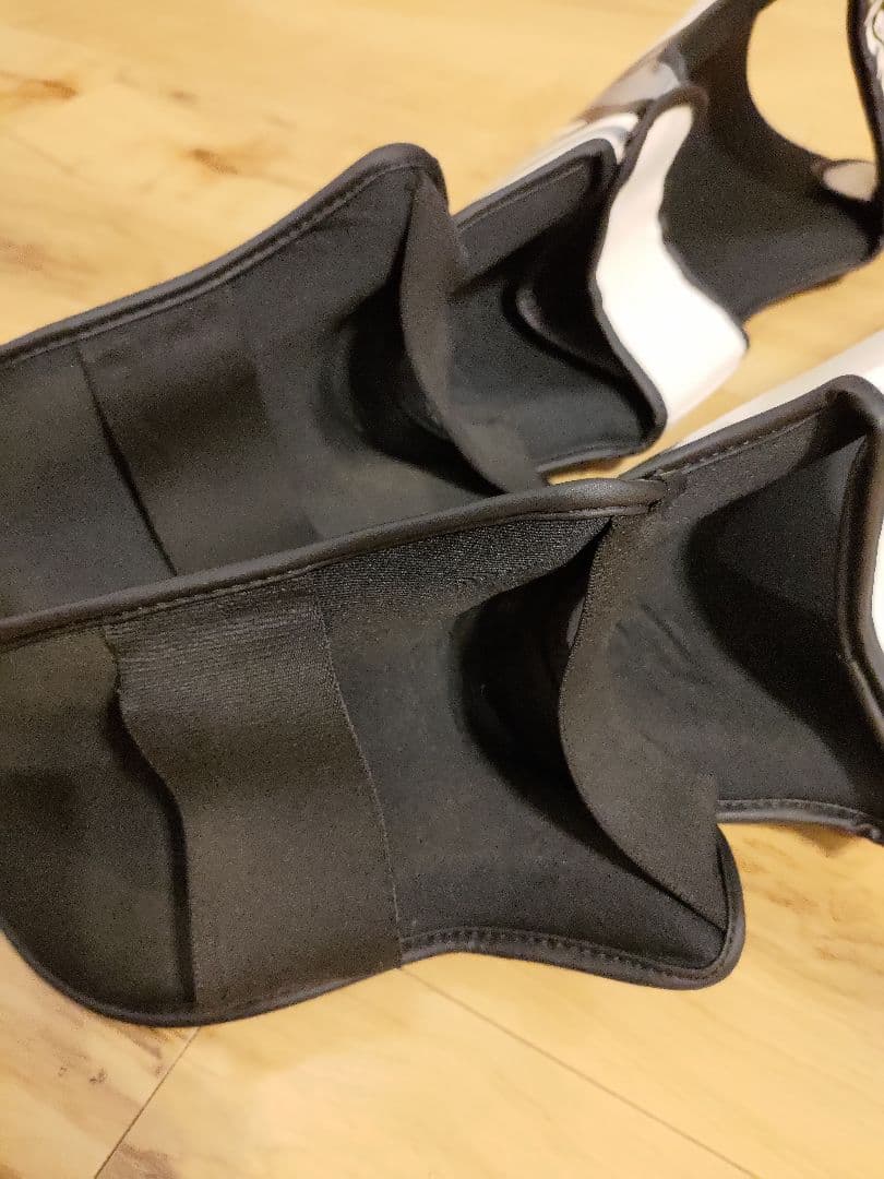 キックボクシング VENUM ボクシンググローブ　リングホーン　レガース