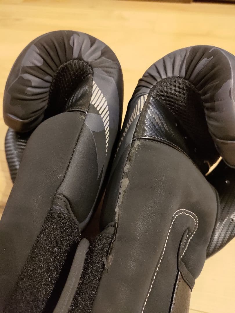 キックボクシング VENUM ボクシンググローブ　リングホーン　レガース