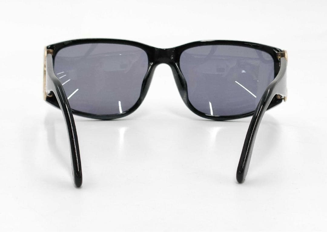 CHANEL ココマーク サングラス 黒×金 グレーレンズ ケース付 94305