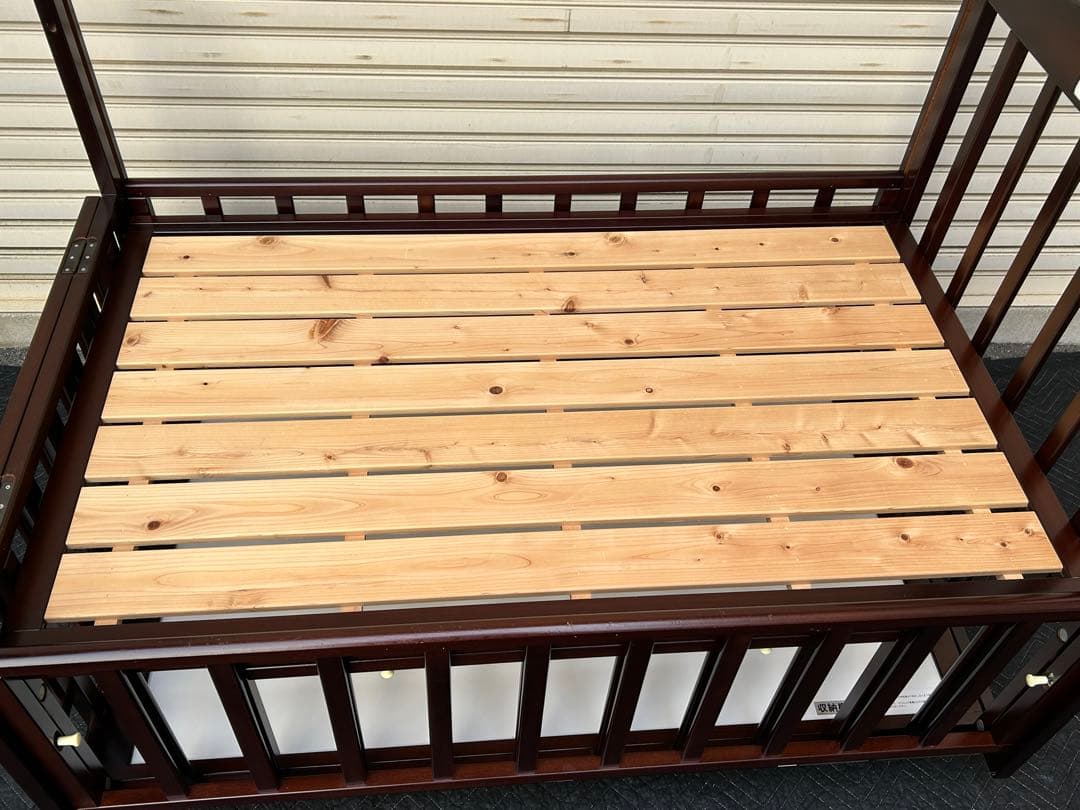 ヤマサキ　ベビーベッド　スリーオープン　三方向開閉