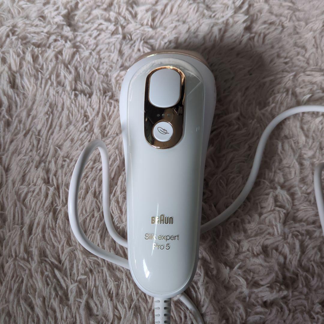 BRAUN Silk-expert Pro 5 脱毛器