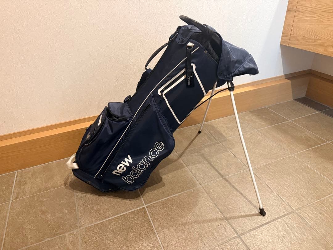 new balance スタンド付きキャディバッグ ネイビー