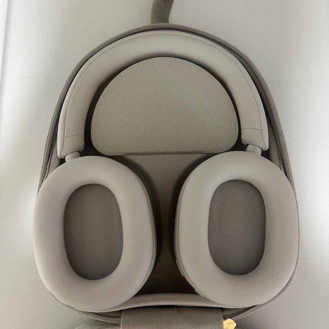 【未使用に近い】SONY ワイヤレスノイズキャンセリングヘッドホン 本体