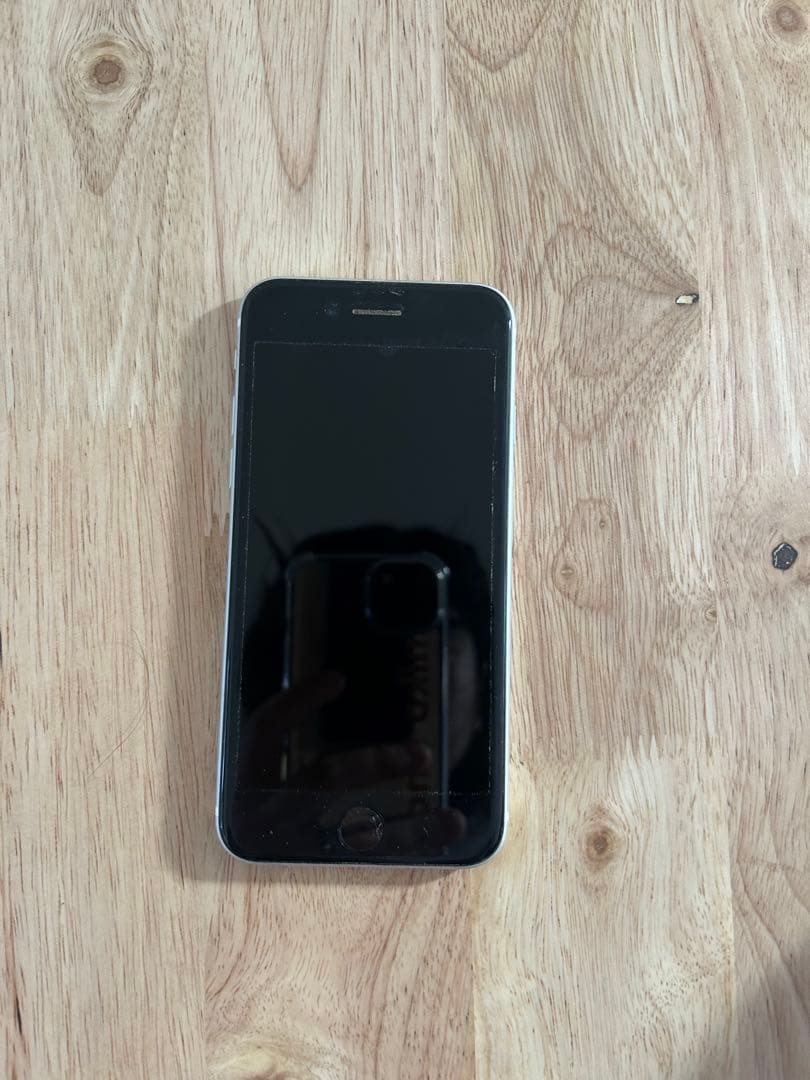 iPhoneSE 第2世代　128GB バッテリー89% ジャンク