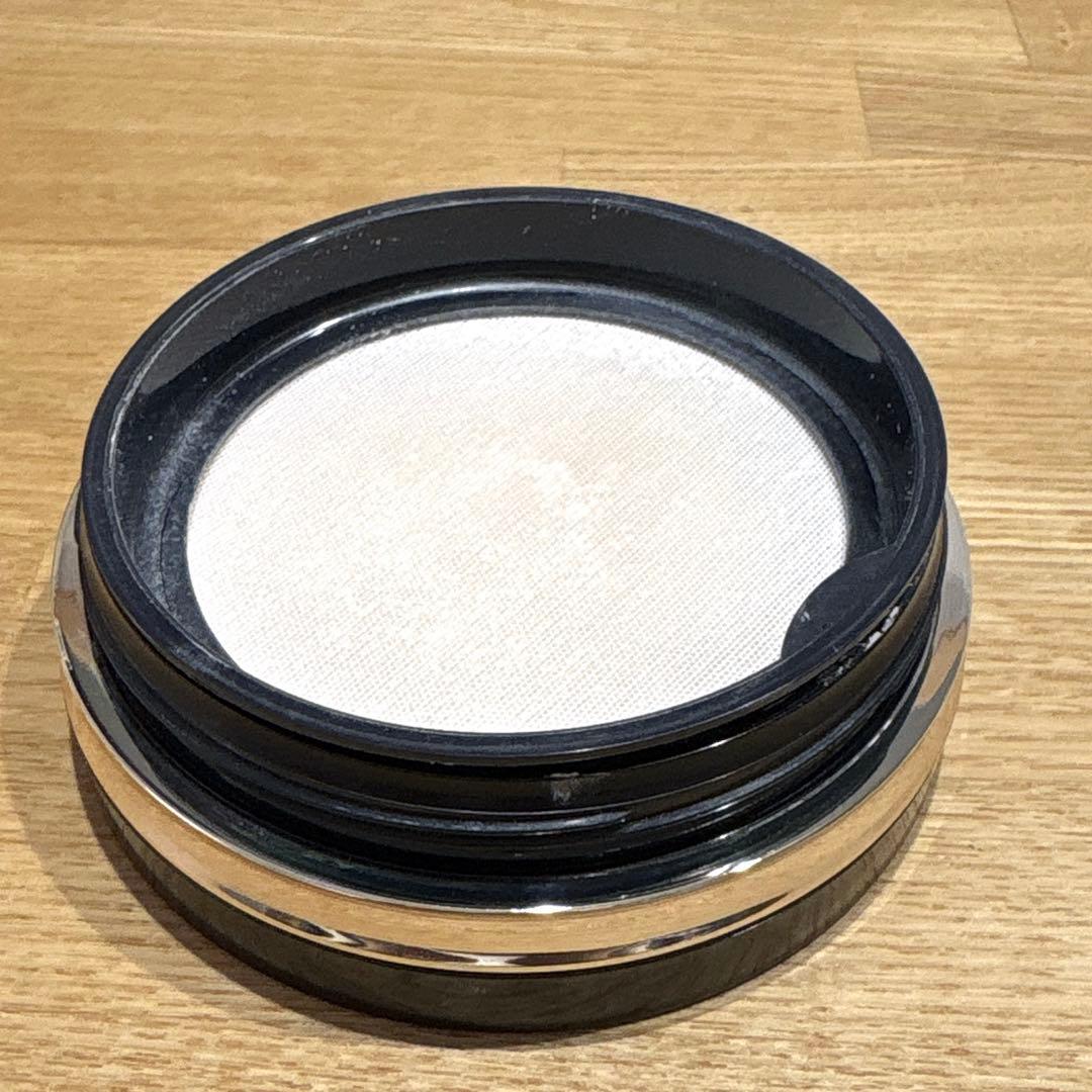 クレドポーボーテ プードルトランスパラントn 1ライト　資生堂　フェイスパウダー