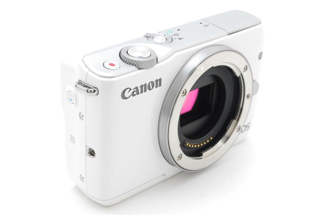 ✨極美品✨キャノン EOS M10❤️Wi-Fi&自撮◎❤️超小型軽量ミラーレス！