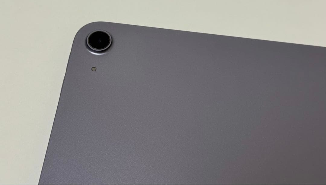 iPadAir第5世代64GBパープル　MagicKeyboardホワイト