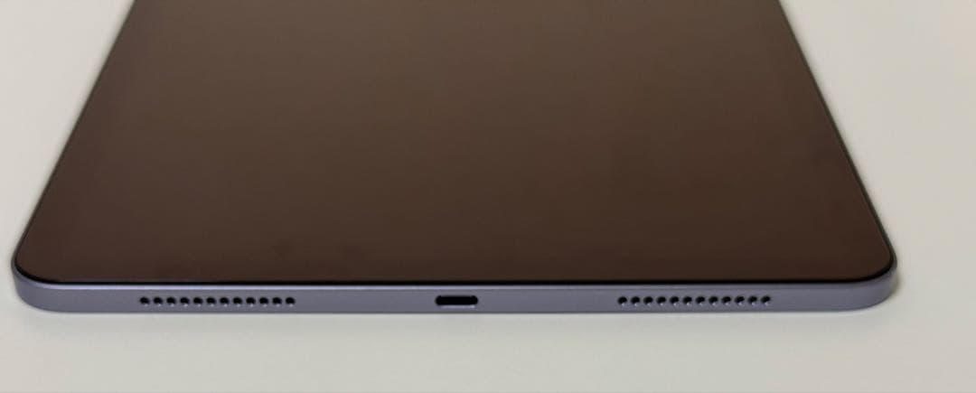 iPadAir第5世代64GBパープル　MagicKeyboardホワイト