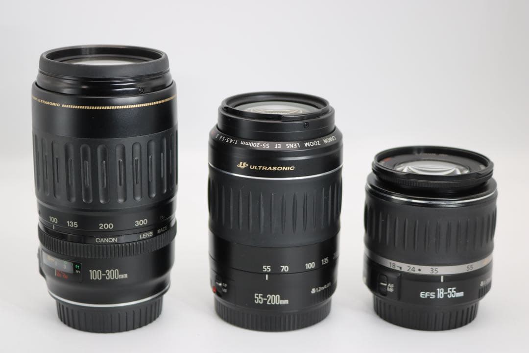 ボディ新品級 【Canon EOS Kiss X8i ダブルレンズセット】