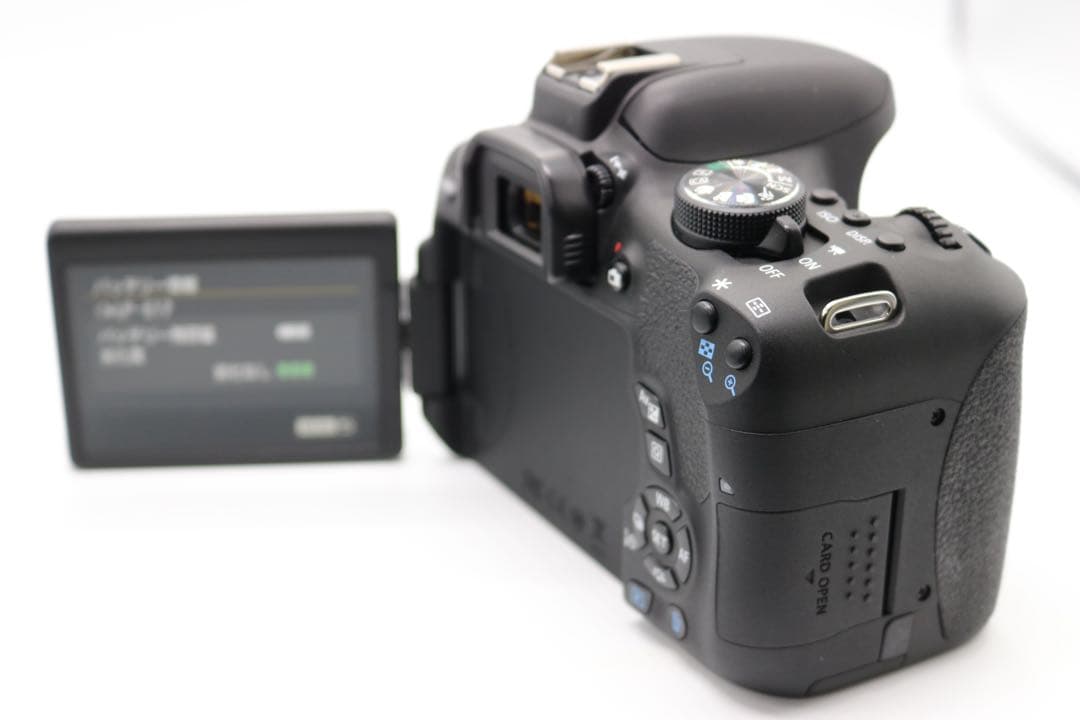 ボディ新品級 【Canon EOS Kiss X8i ダブルレンズセット】