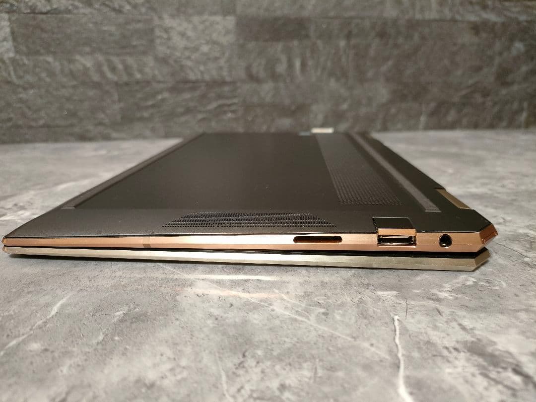 HP SPECTRE corei5 第10世代 新品NVMeSSD256 タッチ