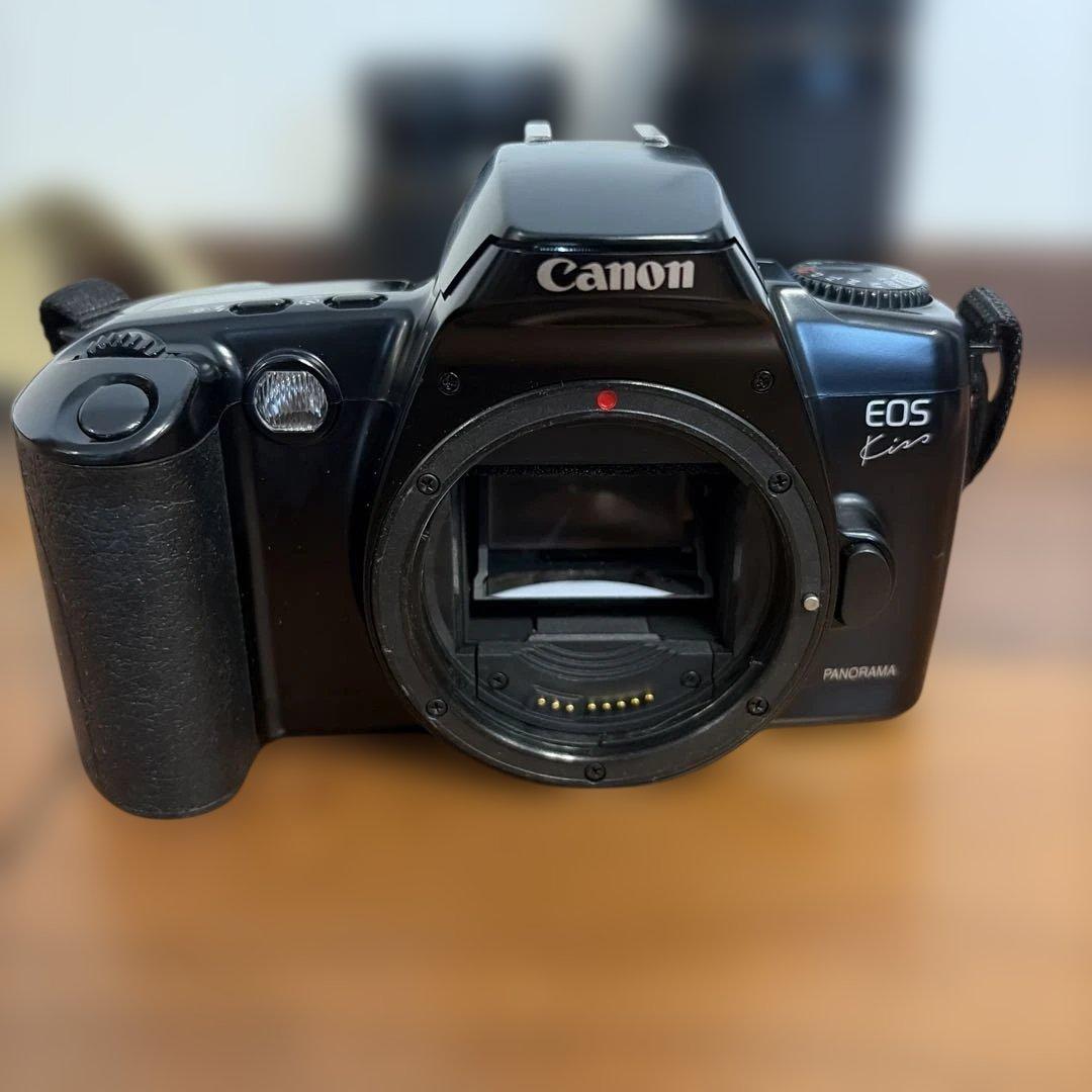 Canon EOS Kiss 一眼レフフィルムカメラ レンズ2本付き　動作確認済