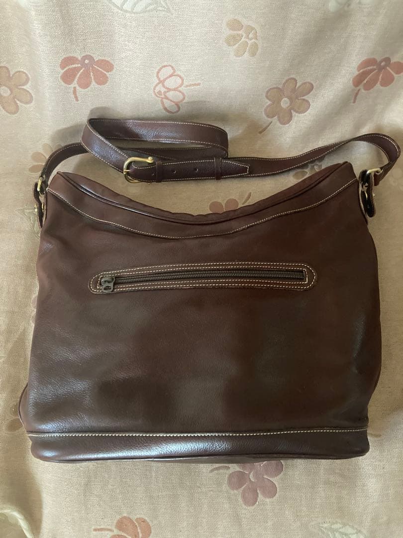 セリーヌ ダークブラウン レザー ショルダーバッグ