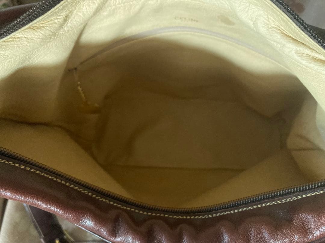 セリーヌ ダークブラウン レザー ショルダーバッグ