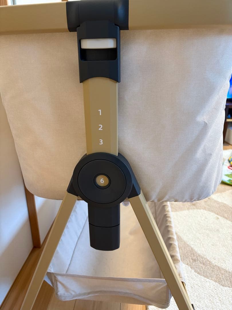 美品⭐︎HZDMJ ベビーベッド　ベージュ