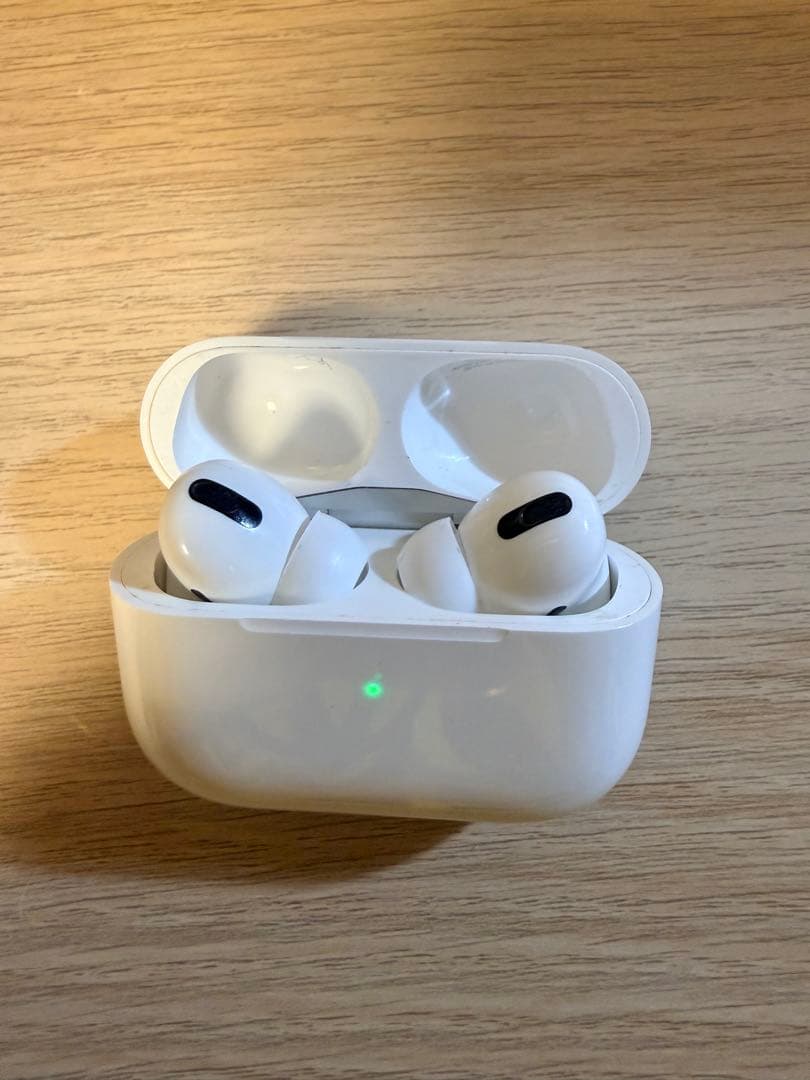 おまけ付き AirPods Pro 第一世代　タイプCワイヤレス充電ケース付き
