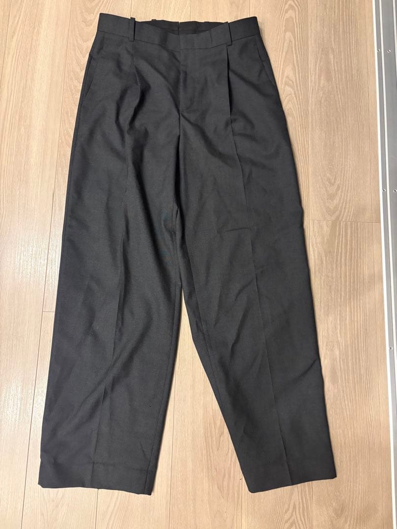 COS PLEATED WOOL TROUSERS プリーツ入りウールパンツ