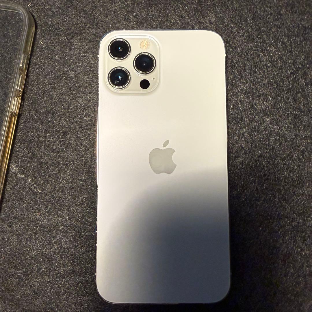Apple iPhone 12 Pro Max ホワイト 本体