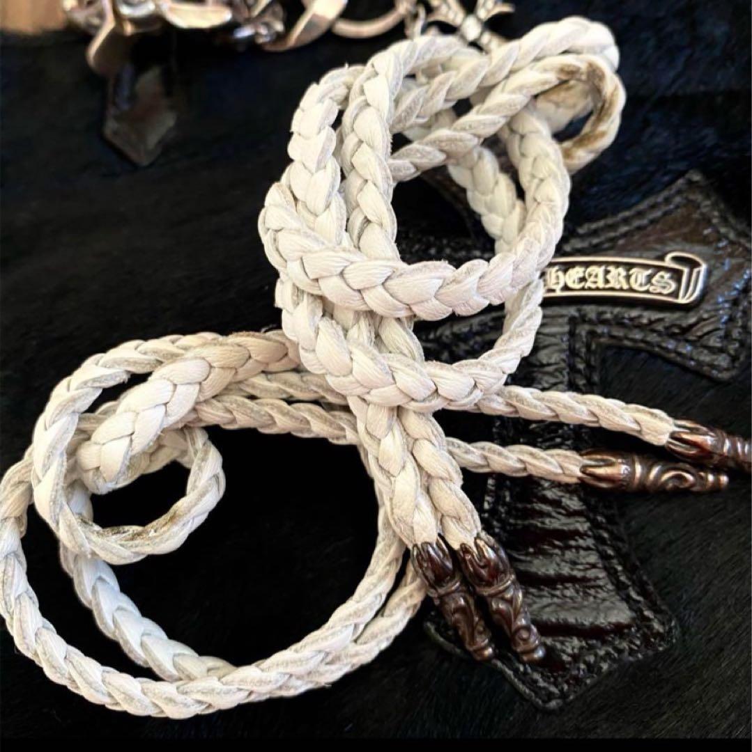 クロムハーツ ボロ付きレザーブレイド(白)