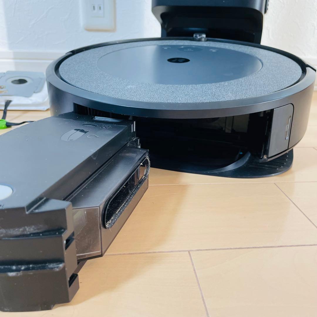 【美品】iRobot Roomba i3+ i355060 クリーンベース付き